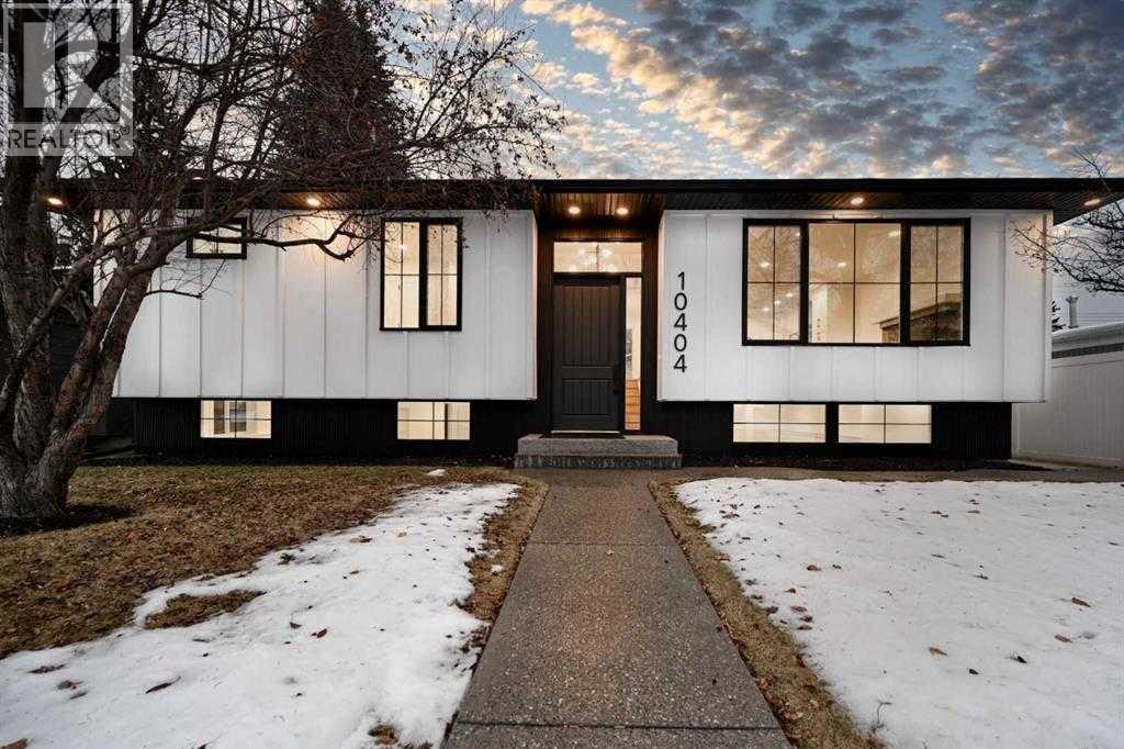 House for Sale in 10404 Maplemont Road SE|Calgary, Alberta t2j1w4 2