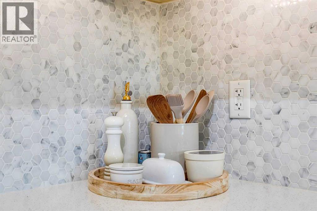 Apartment for Sale in 3204, 95 Burma Star Road SW|Calgary, Alberta T3E8A9 4