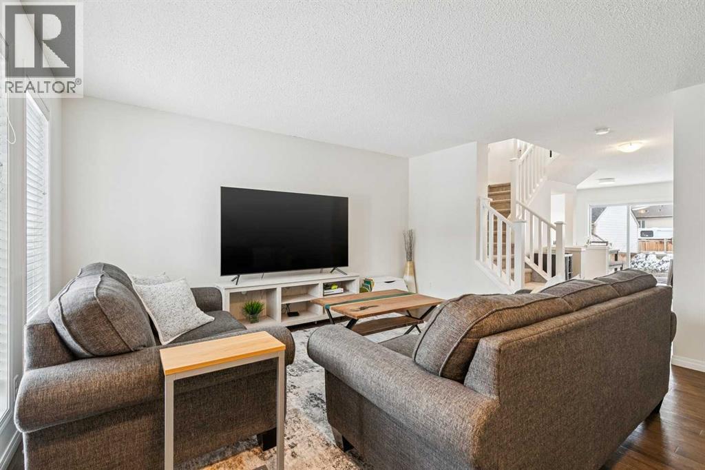 Duplex for Sale in 31 Elgin Meadows Park SE|Calgary, Alberta T2Z0M1 4