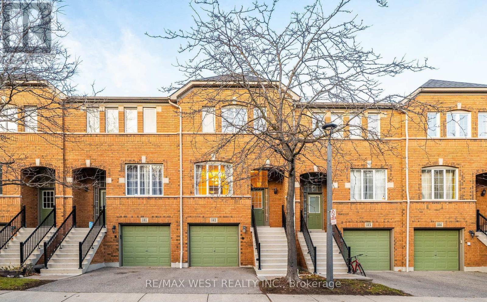 Row / Townhouse for Sale in 182 - 5530 GLEN ERIN DRIVE|Mississauga (Central Erin Mills), Ontario L5M6E8