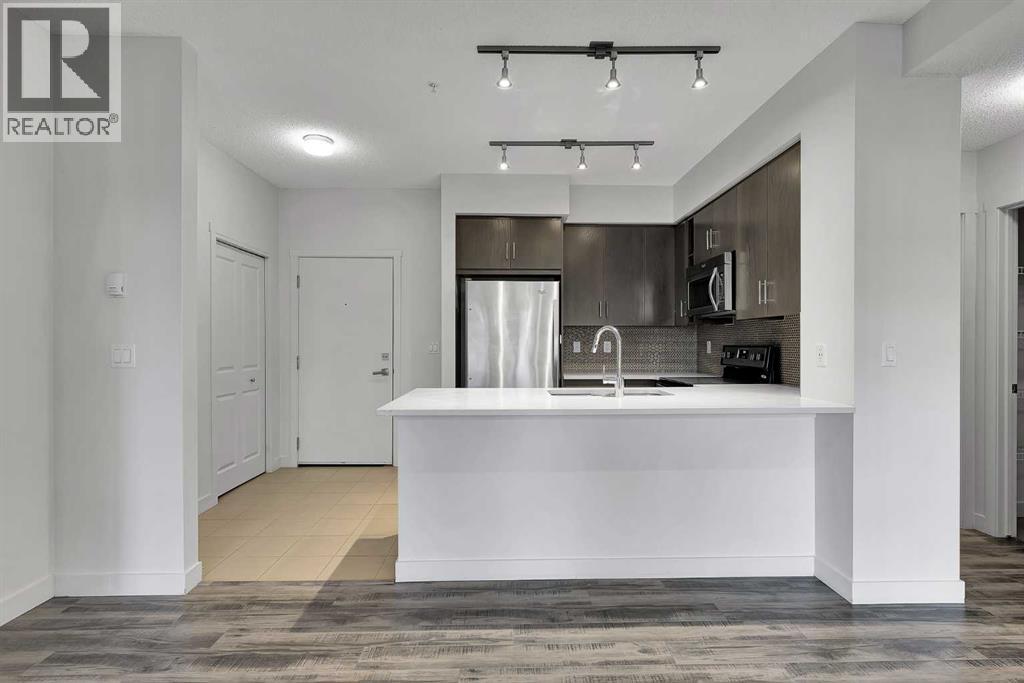 Apartment for Sale in 215, 25 Auburn Meadows Avenue SE|Calgary, Alberta T3M2L3 2
