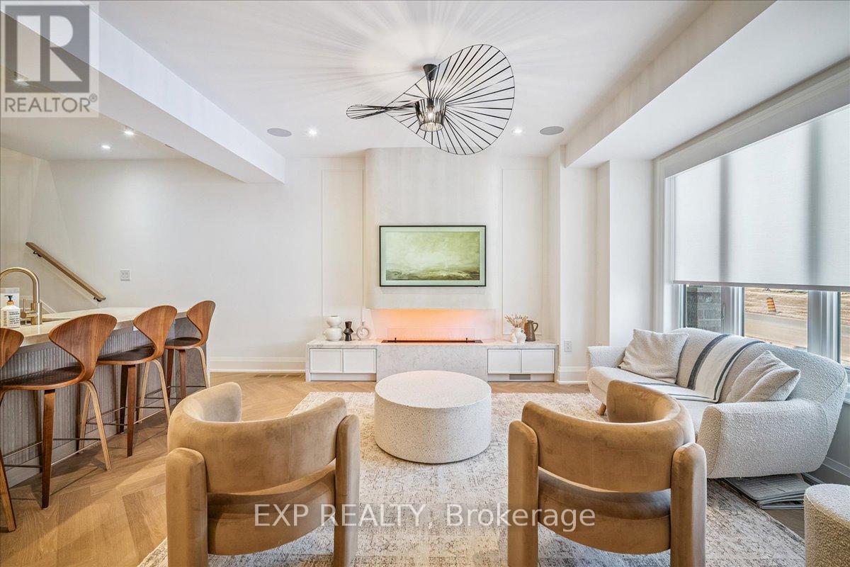 Row / Townhouse for Sale in 3266 SIXTH LINE|Oakville (GO Glenorchy), Ontario L6M5S9 4