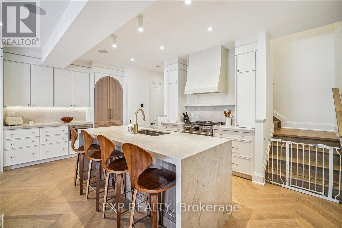 Row / Townhouse for Sale in 3266 SIXTH LINE|Oakville (GO Glenorchy), Ontario L6M5S9 5