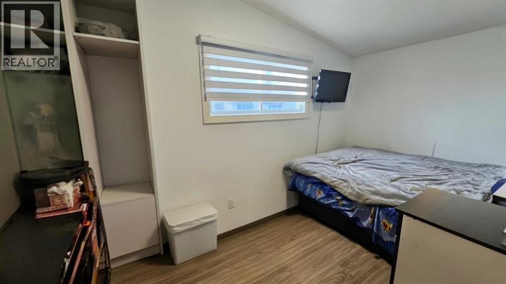 Duplex for Sale in 6317 Centre Street|Calgary, Alberta T2K0V3 4