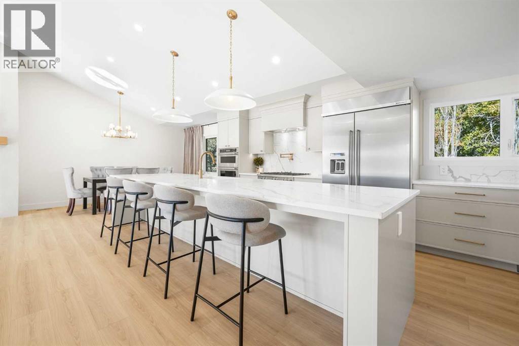 House for Sale in 1016 Mapleglade Drive SE|Calgary, Alberta T2G2G6 2