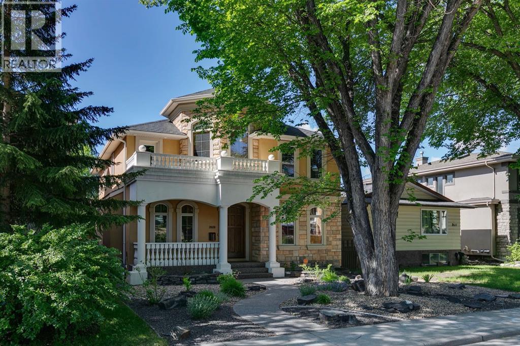 House for Sale in 2609 7 Avenue NW|Calgary, Alberta T2N1A6 4