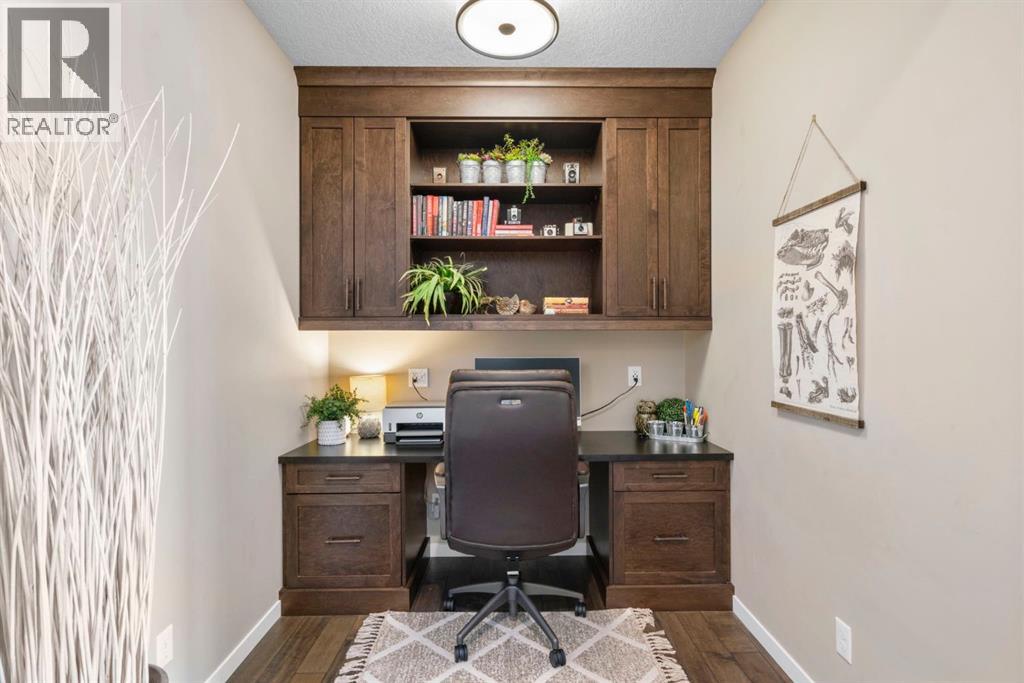 House for Sale in 55 Cranarch Terrace SE|Calgary, Alberta T3M1Z1 5