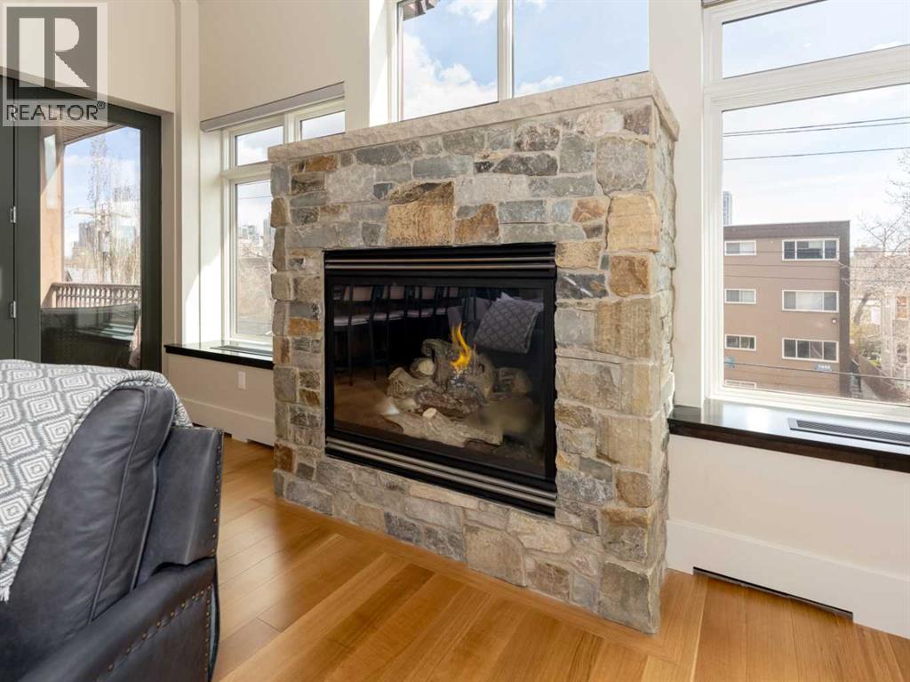 Apartment for Sale in 303, 1407 Kensington Close NW|Calgary, Alberta T2N3J9 4