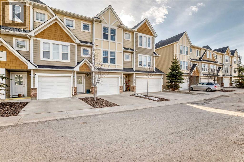 Row / Townhouse for Sale in 307 Auburn Bay Circle SE|Calgary, Alberta T3M1S6 2