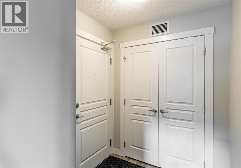 Apartment for Sale in 302, 2300 Evanston Square NW|Calgary, Alberta T3P0G8 5