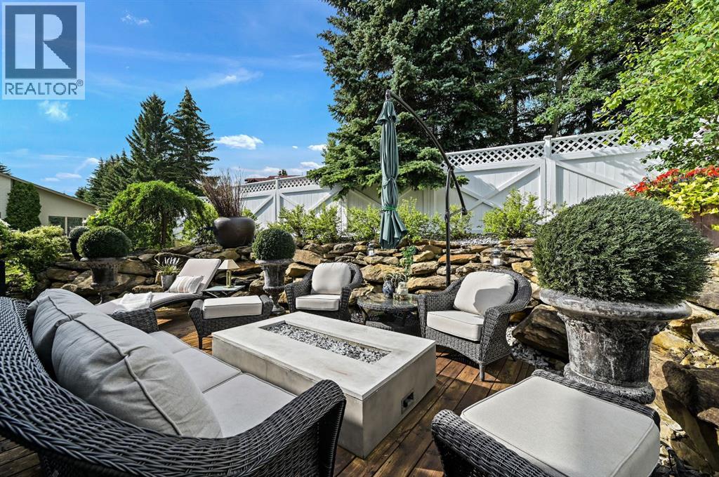 House for Sale in 103 Stratton Park SW|Calgary, Alberta T3H2V3 5