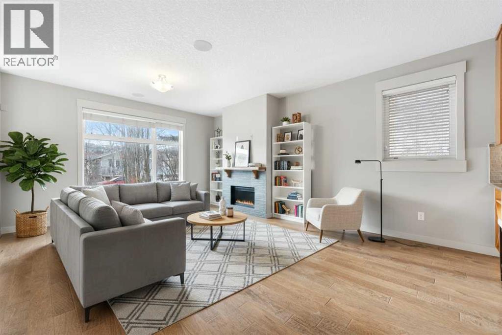 Row / Townhouse for Sale in 1, 4728 17 Avenue NW|Calgary, Alberta T3B0P5 5