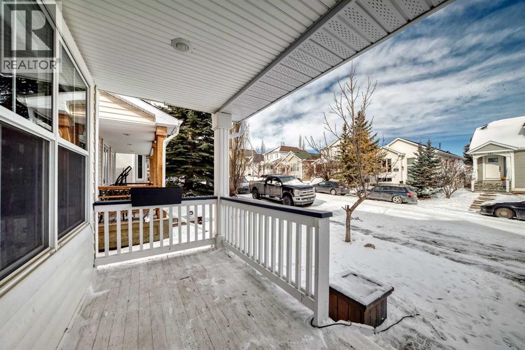 House for Sale in 180 Tuscany Valley Way NW|Calgary, Alberta T3L2A7 4