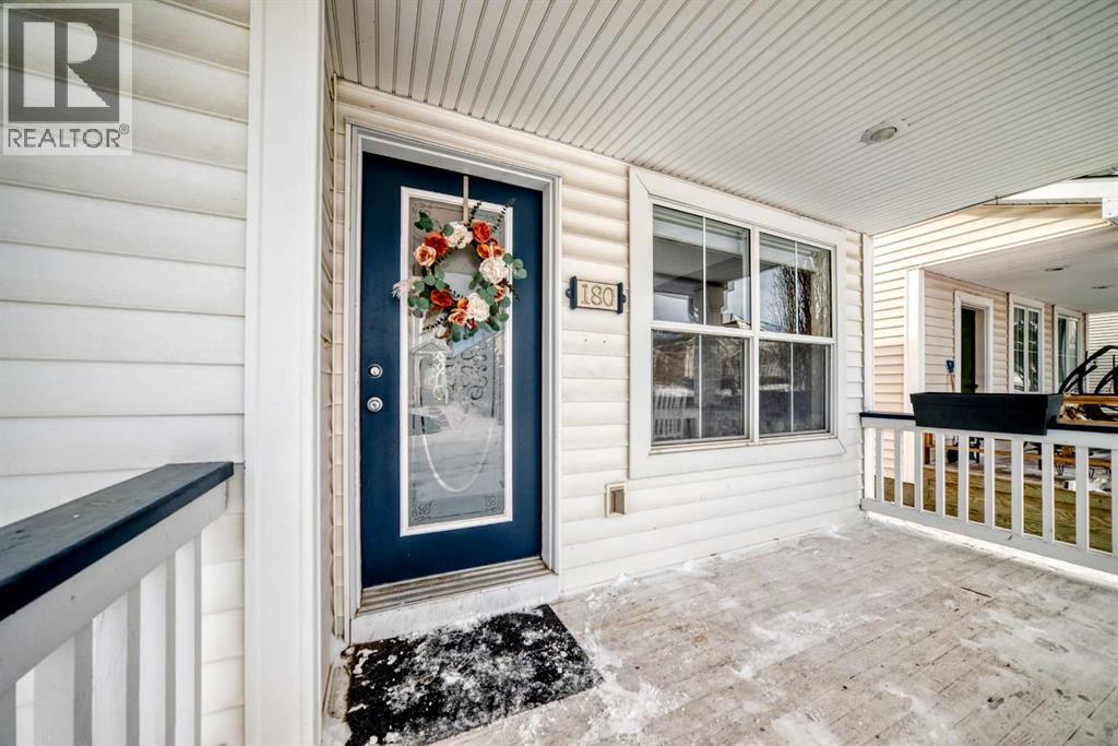 House for Sale in 180 Tuscany Valley Way NW|Calgary, Alberta T3L2A7 5