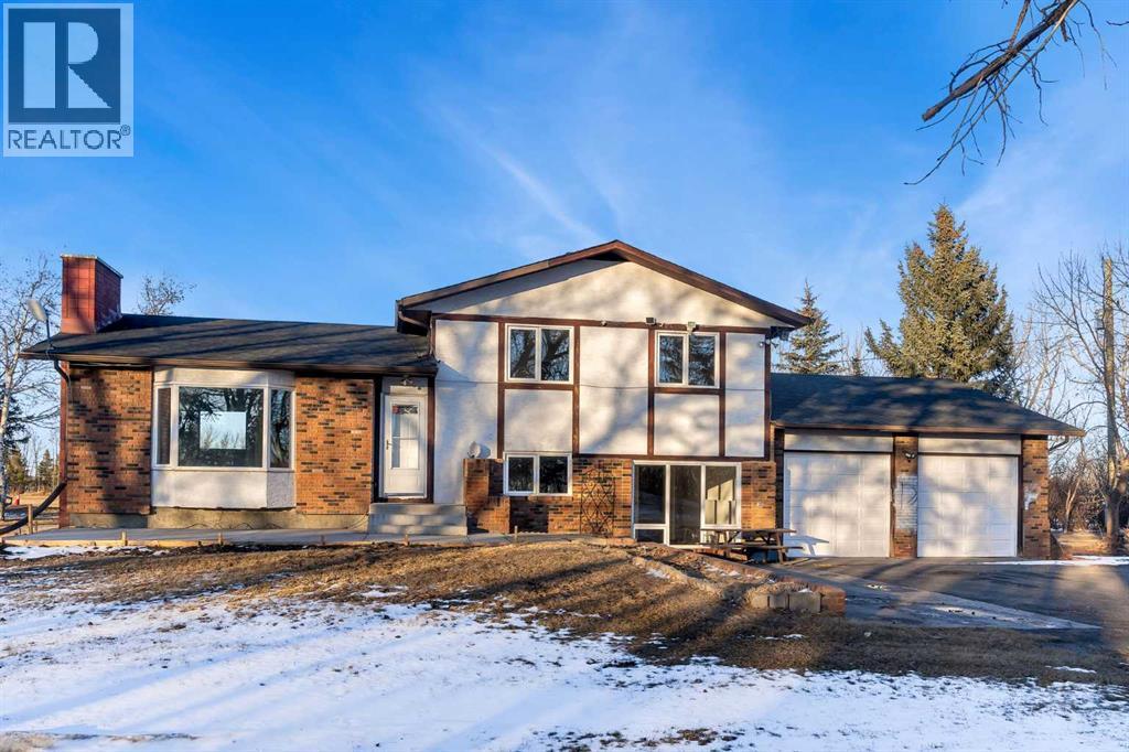 House for Sale in 40 Pleasant Range Place|Rural Rocky View County, Alberta T1Z0H2 4