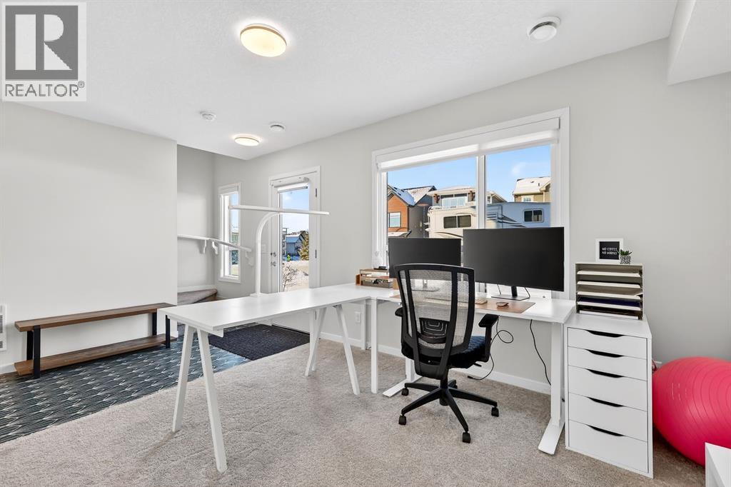 Row / Townhouse for Sale in 54 Cranbrook Gardens SE|Calgary, Alberta T3M3N9 5