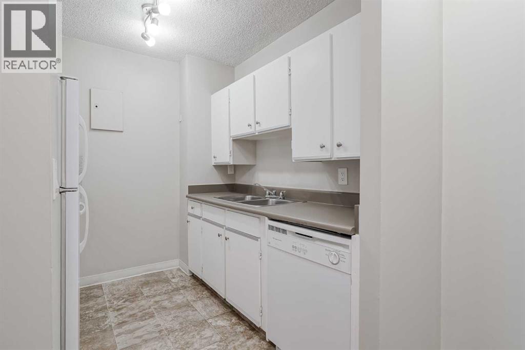 Apartment for Sale in 514, 4944 Dalton Drive NW|Calgary, Alberta T3A2E6 4