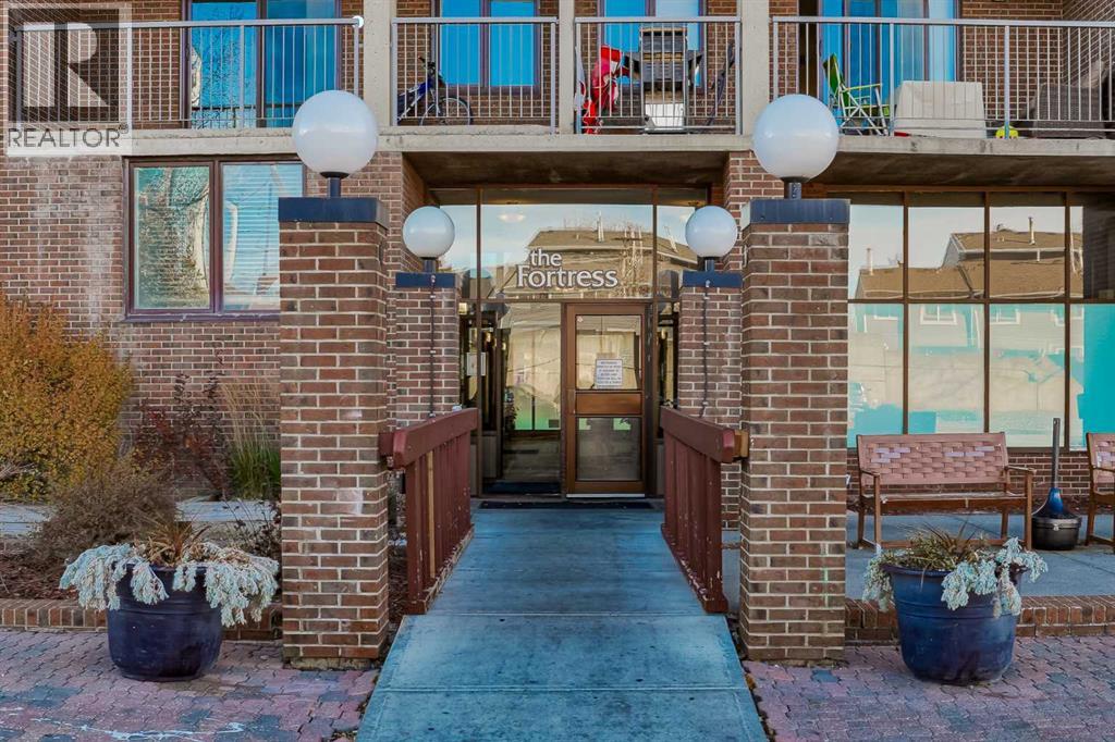 Apartment for Sale in 514, 4944 Dalton Drive NW|Calgary, Alberta T3A2E6