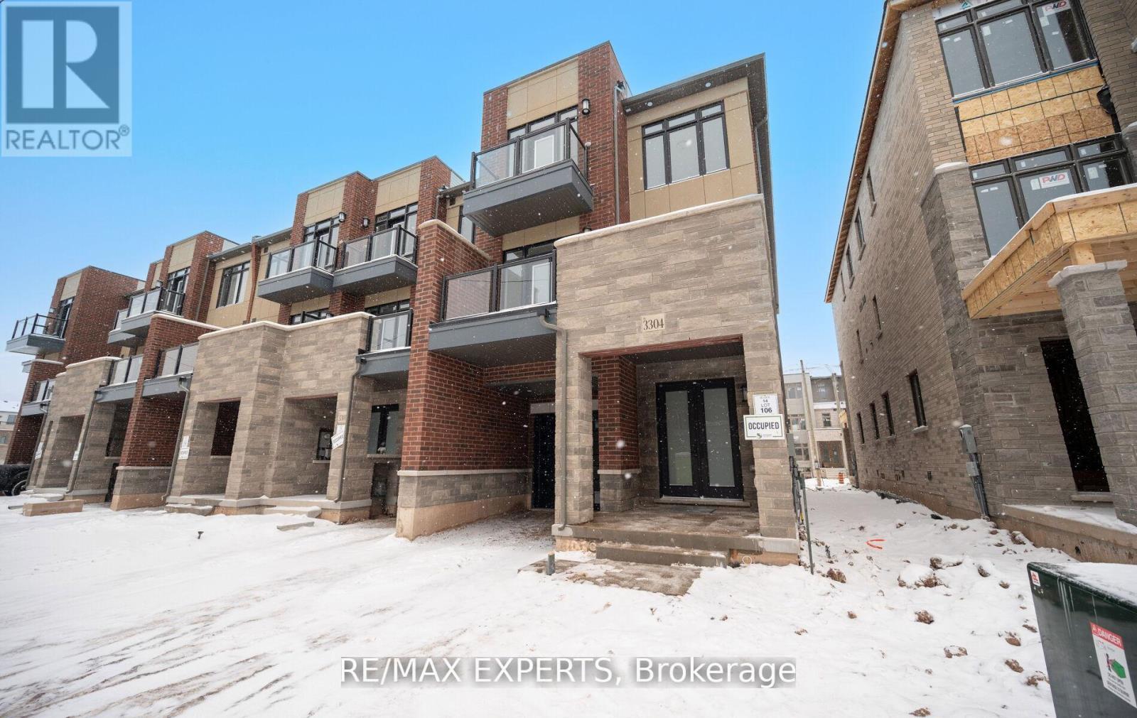 Row / Townhouse for Sale in 3304 AZAM WAY|Oakville (GO Glenorchy), Ontario L6M4K1 2