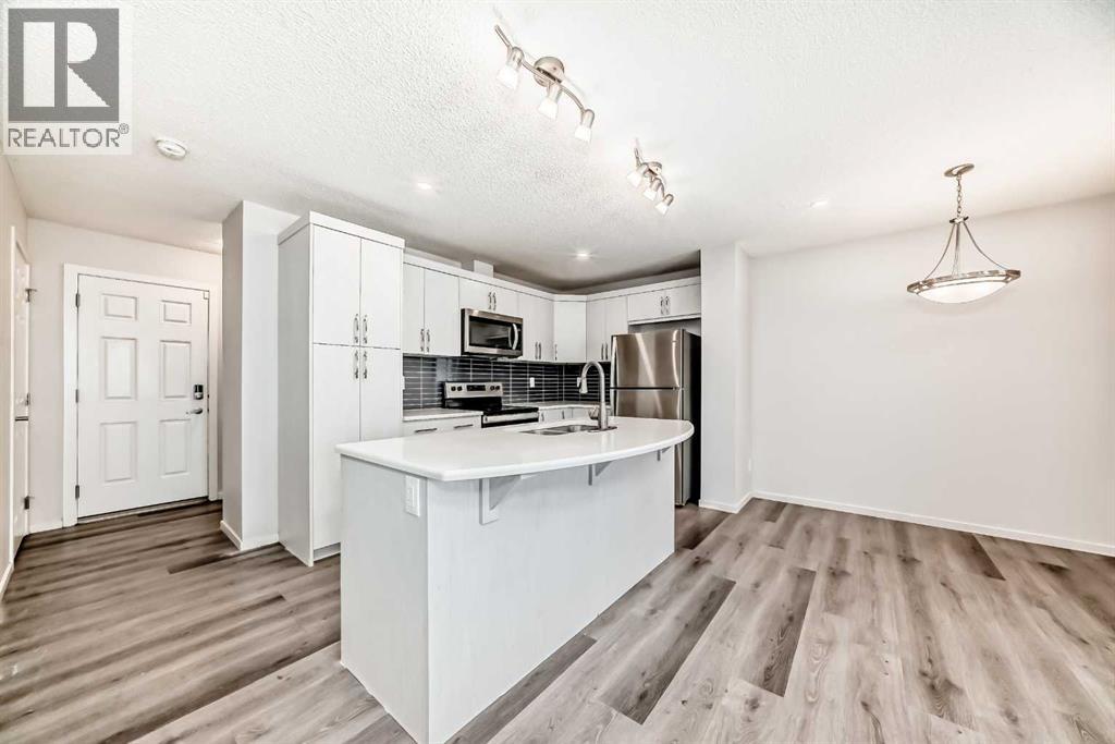 Row / Townhouse for Sale in 1337 140 Avenue NW|Calgary, Alberta T2K0E3 5