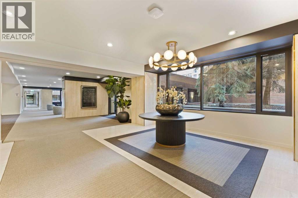 Apartment for Sale in 102K, 500 Eau Claire Avenue SW|Calgary, Alberta T2P3R8 4