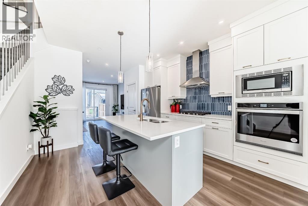 Duplex for Sale in 81 Herron Mews NE|Calgary, Alberta T3P1Y1 5