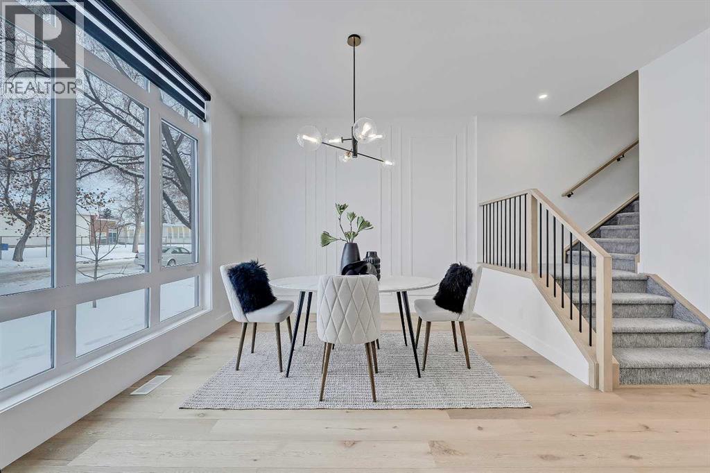 Duplex for Sale in 523 55 Avenue SW|Calgary, Alberta T2V0E9 4