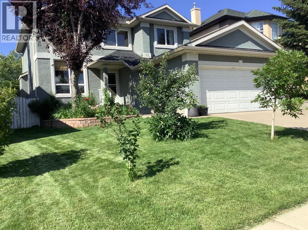 House for Sale in 120 Simcoe Close SW|Calgary, Alberta T3H4N3 2