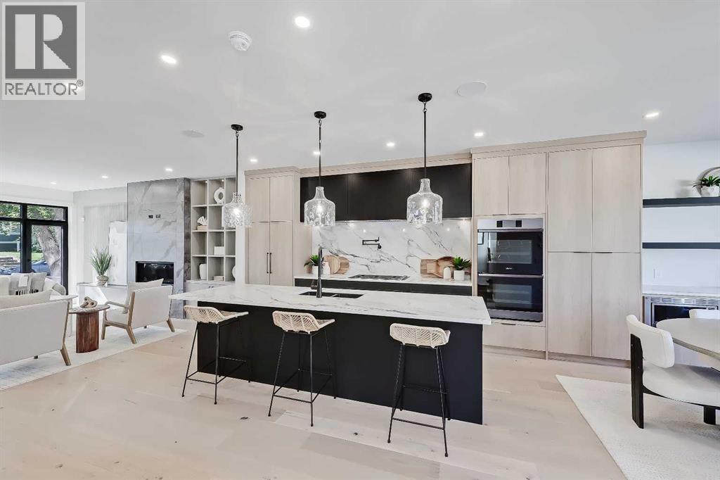 Duplex for Sale in 2828 34 Street SW|Calgary, Alberta T3E2W9 5