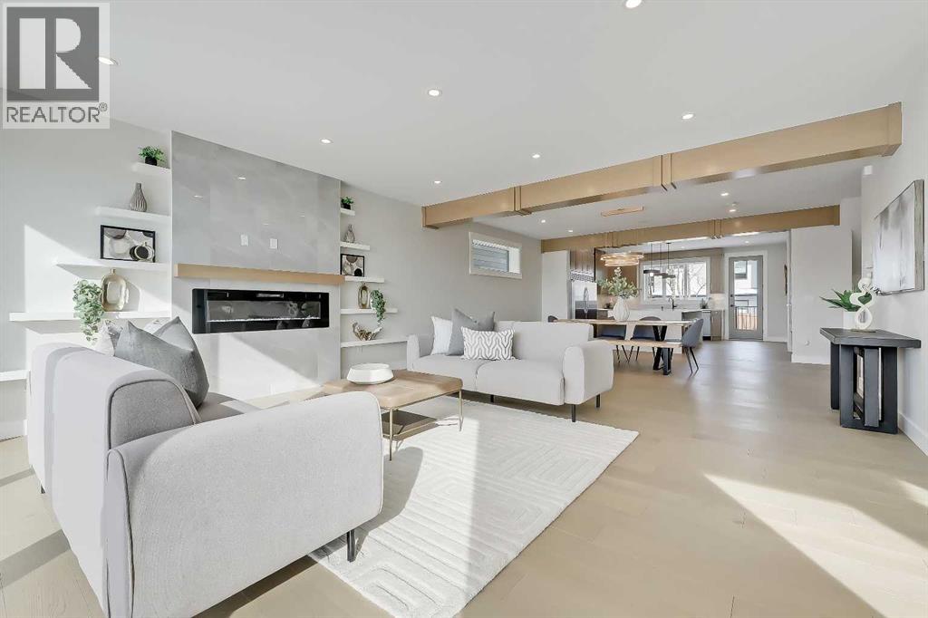 House for Sale in 49 Rockhaven Green NW|Calgary, Alberta T3G5H3 3