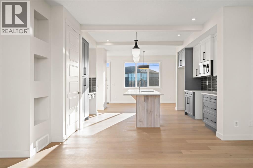 Row / Townhouse for Sale in 25 Sora Gate SE|Calgary, Alberta T3S0A7 4