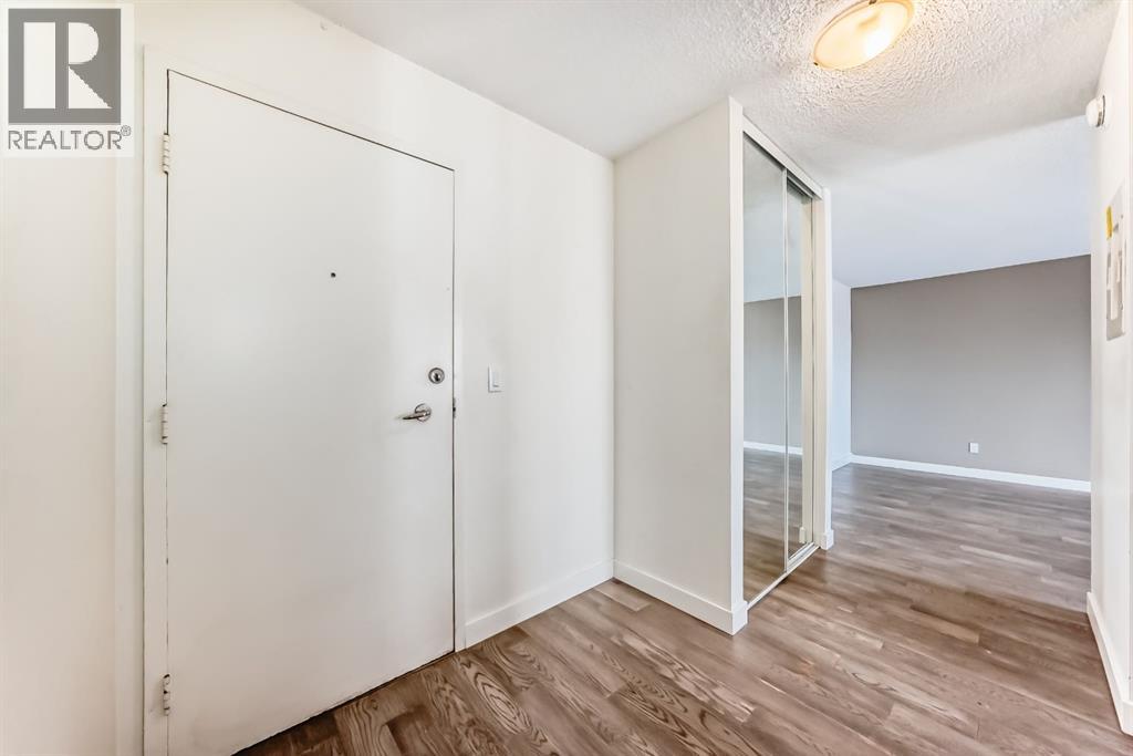 Apartment for Sale in 302, 4455A Greenview Drive NE|Calgary, Alberta T2E6M1 5