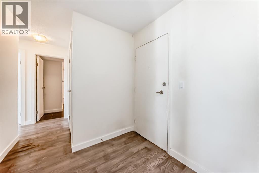 Apartment for Sale in 302, 4455A Greenview Drive NE|Calgary, Alberta T2E6M1 4