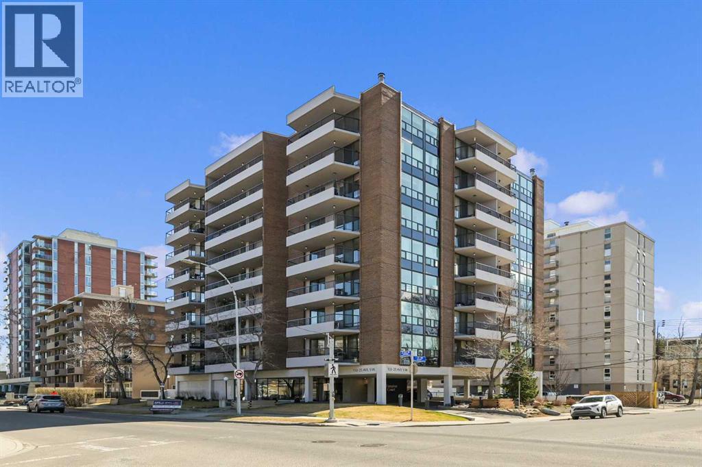 Apartment for Sale in 2A, 133 25 Avenue SW|Calgary, Alberta T2S0K8 2
