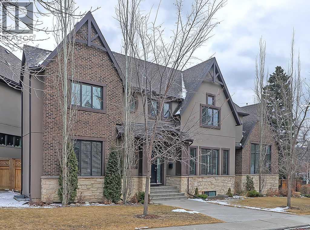 House for Sale in 14 Rosetree Road NW|Calgary, Alberta T2K1M6