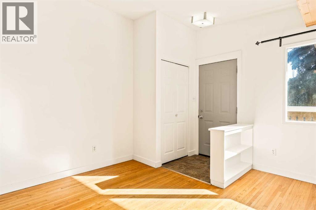 Duplex for Sale in 75 Galbraith Drive SW|Calgary, Alberta T3E4Z5 3