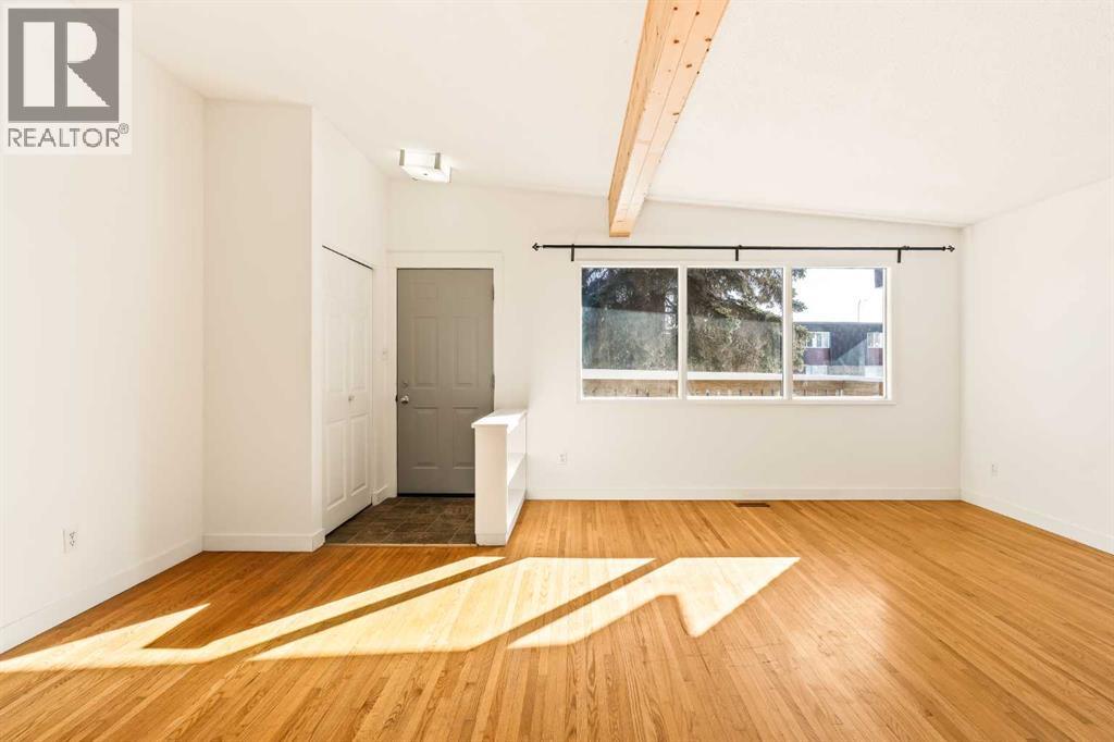 Duplex for Sale in 75 Galbraith Drive SW|Calgary, Alberta T3E4Z5 2