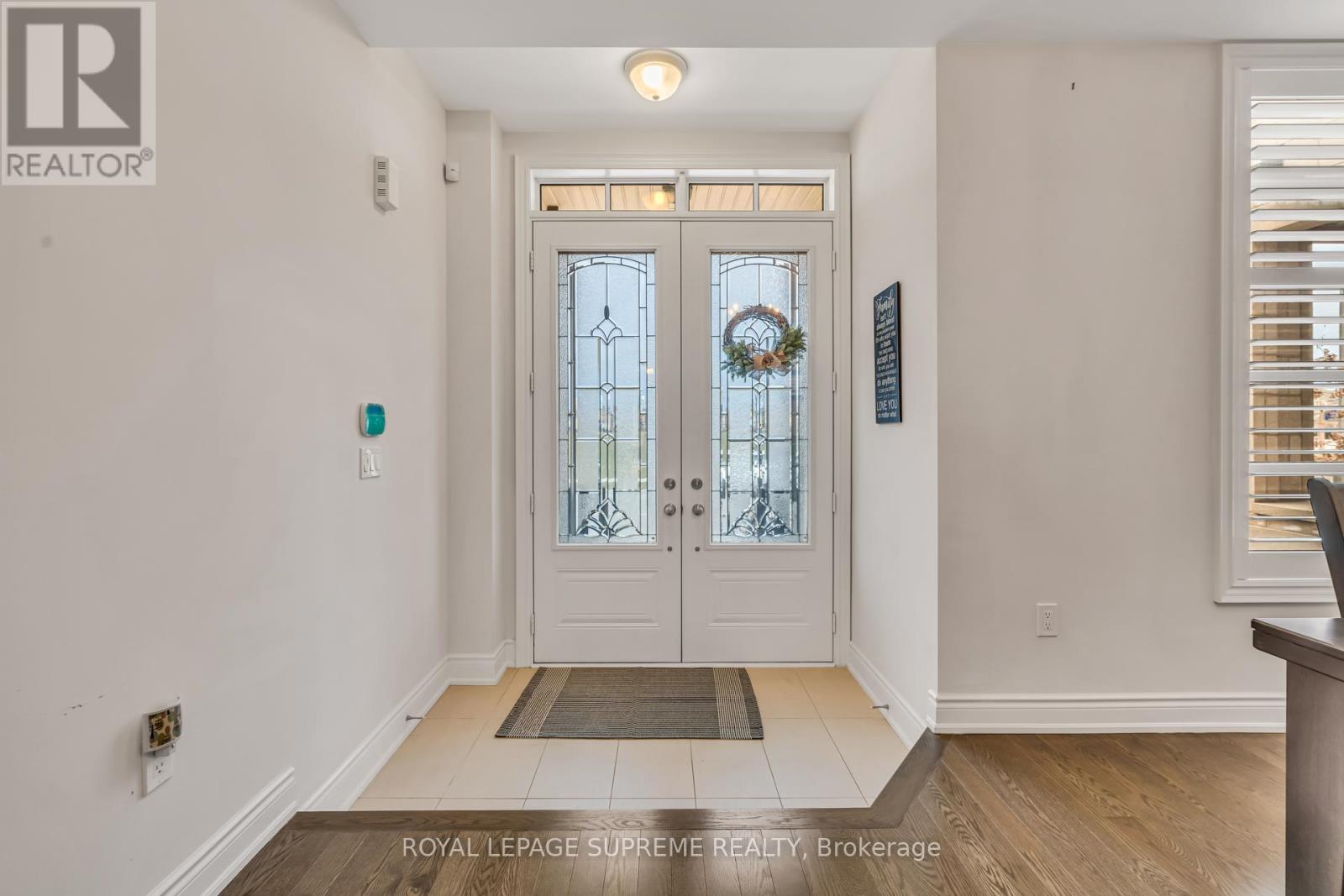 Row / Townhouse for Sale in 3140 POST ROAD|Oakville (GO Glenorchy), Ontario L6H0V3 4