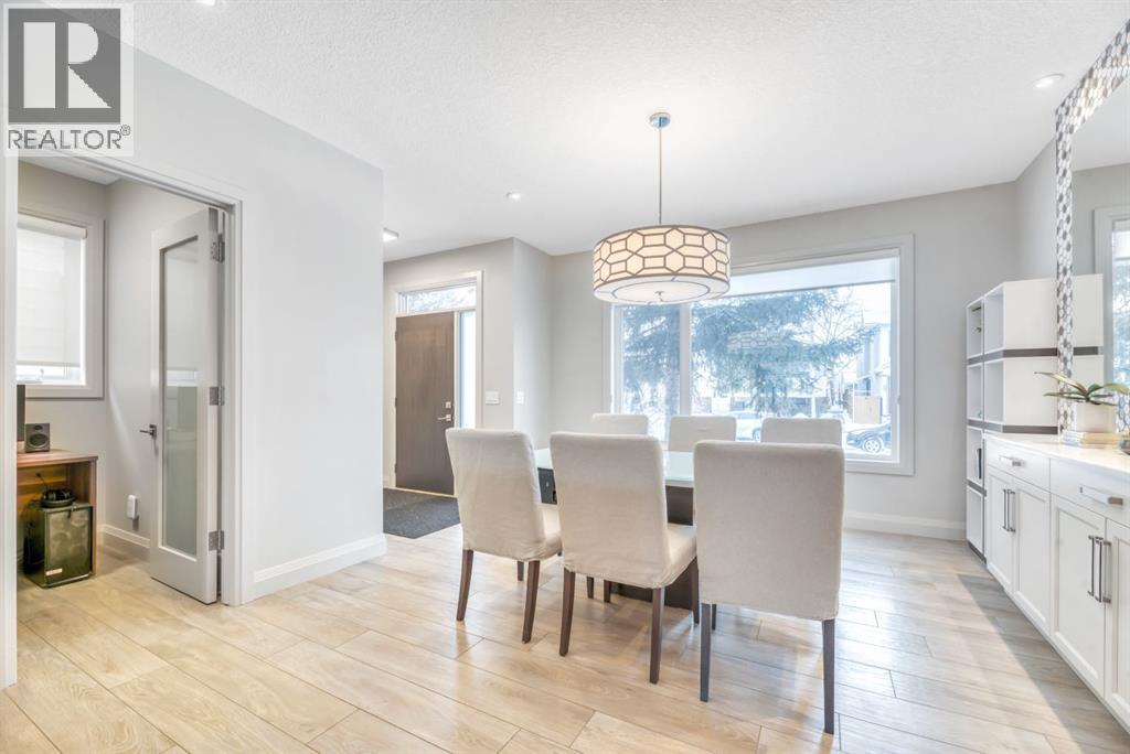 Duplex for Sale in 418 13 Avenue NE|Calgary, Alberta T2E1C2 5