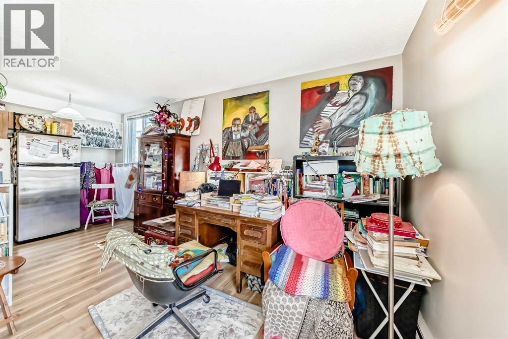 Apartment for Sale in 201, 315 9A Street|Calgary, Alberta T2N1T7 5