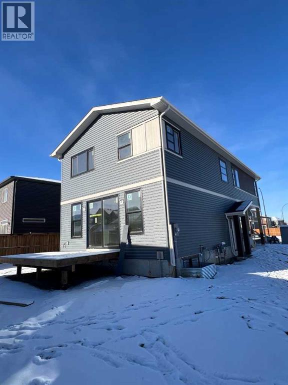 House for Sale in 572 Belmont Heath SW|Calgary, Alberta T0L0X0 4