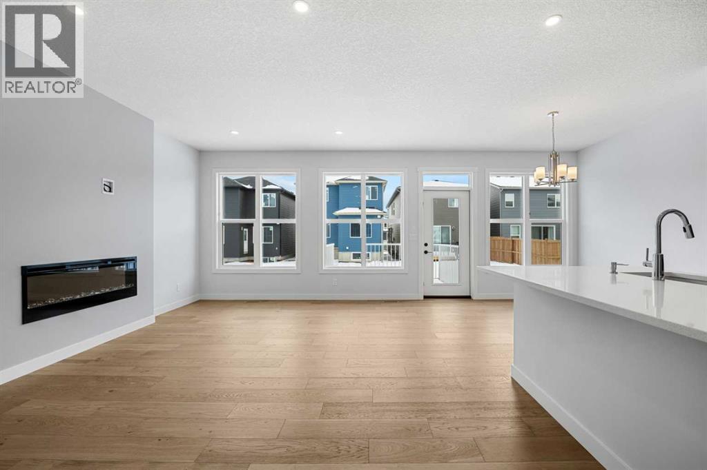 House for Sale in 540 BELMONT Place SW|Calgary, Alberta T2X6C8 3