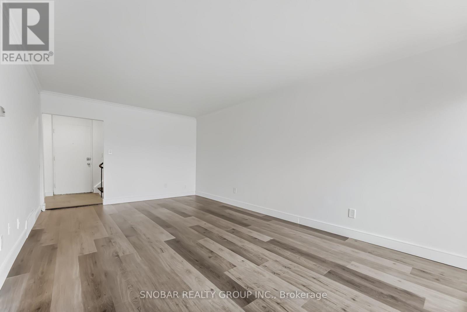 Row / Townhouse for Sale in 11 - 3308 THE CREDIT WOODLANDS|Mississauga (Erindale), Ontario L5C2J8 4