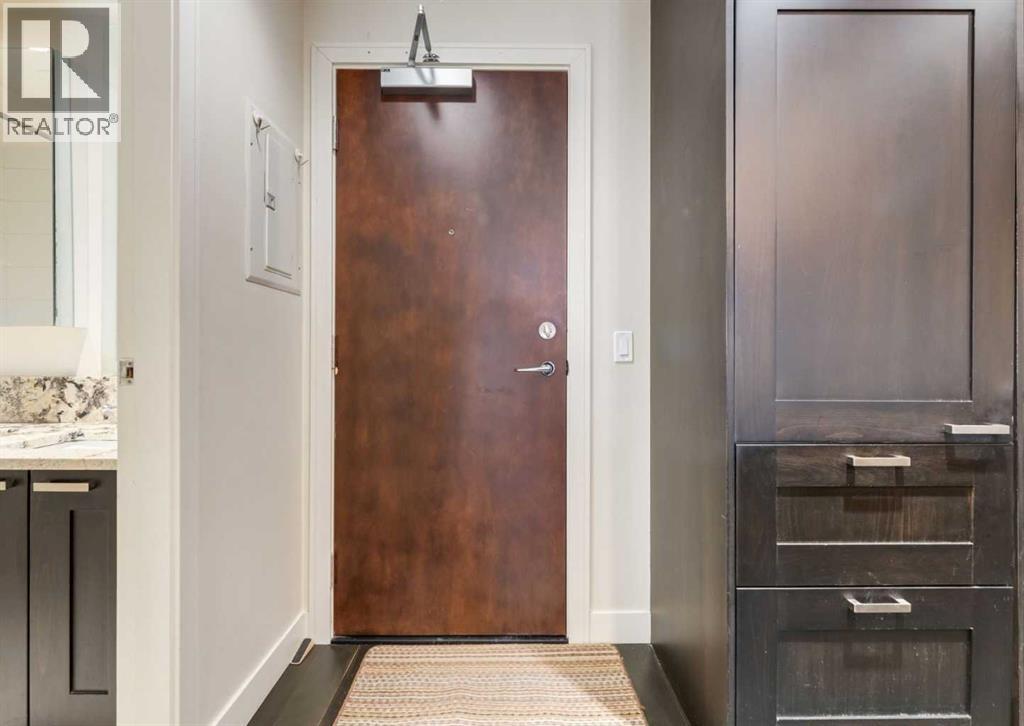 Apartment for Sale in 414, 222 Riverfront Avenue SW|Calgary, Alberta T2P0X2 2