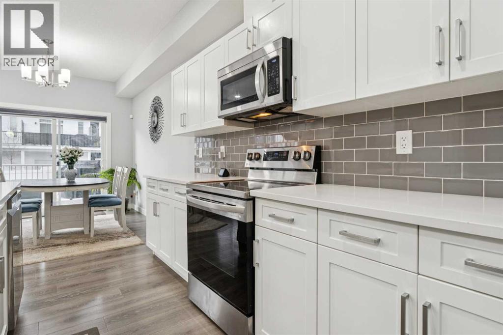 Duplex for Sale in 123 Walcrest Way SE|Calgary, Alberta T2X4G2 3