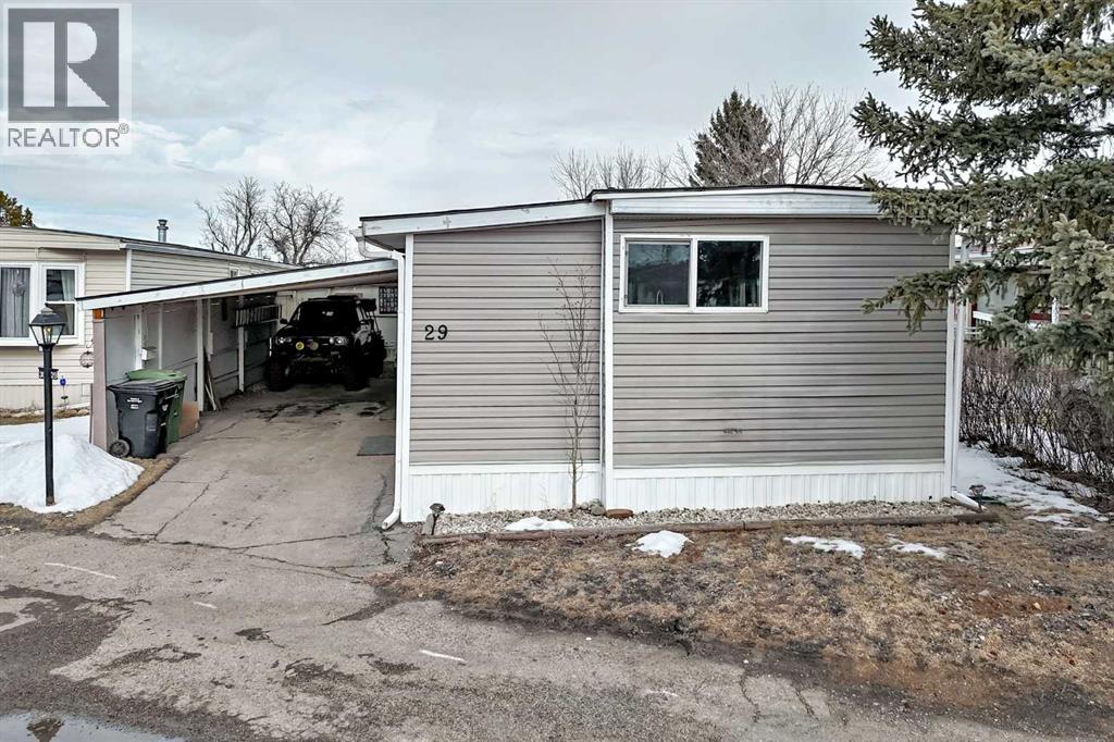 Mobile Home for Sale in 29, 3223 83 Street NW|Calgary, Alberta t3b5n1 2