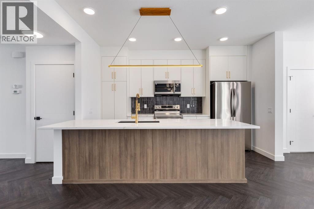 Row / Townhouse for Sale in 291 Sora Boulevard SE|Calgary, Alberta T3S0M1 4