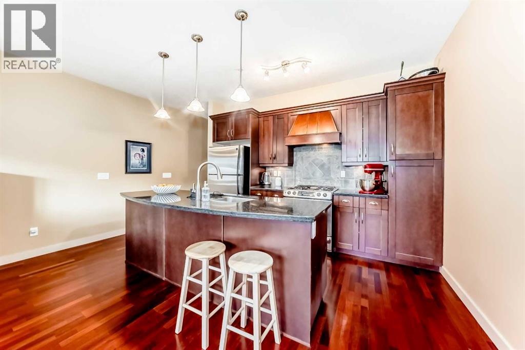 Apartment for Sale in 201, 1828 14 Street SW|Calgary, Alberta T2T3S9 3