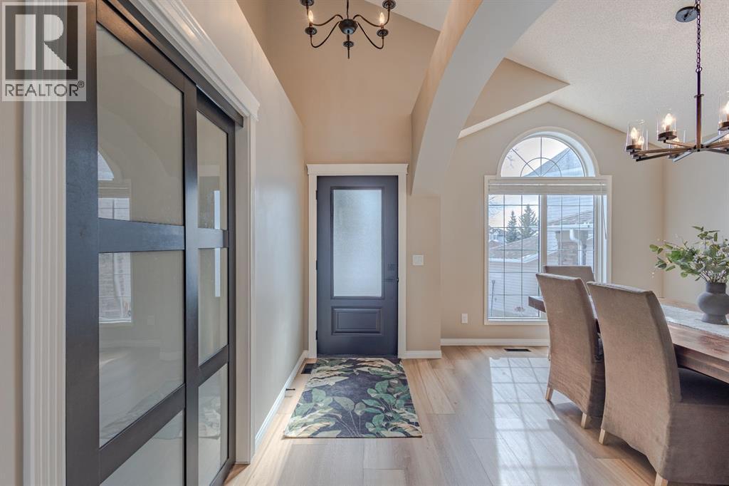 House for Sale in 162 Rocky Ridge Circle NW|Calgary, Alberta T3G4P1 4