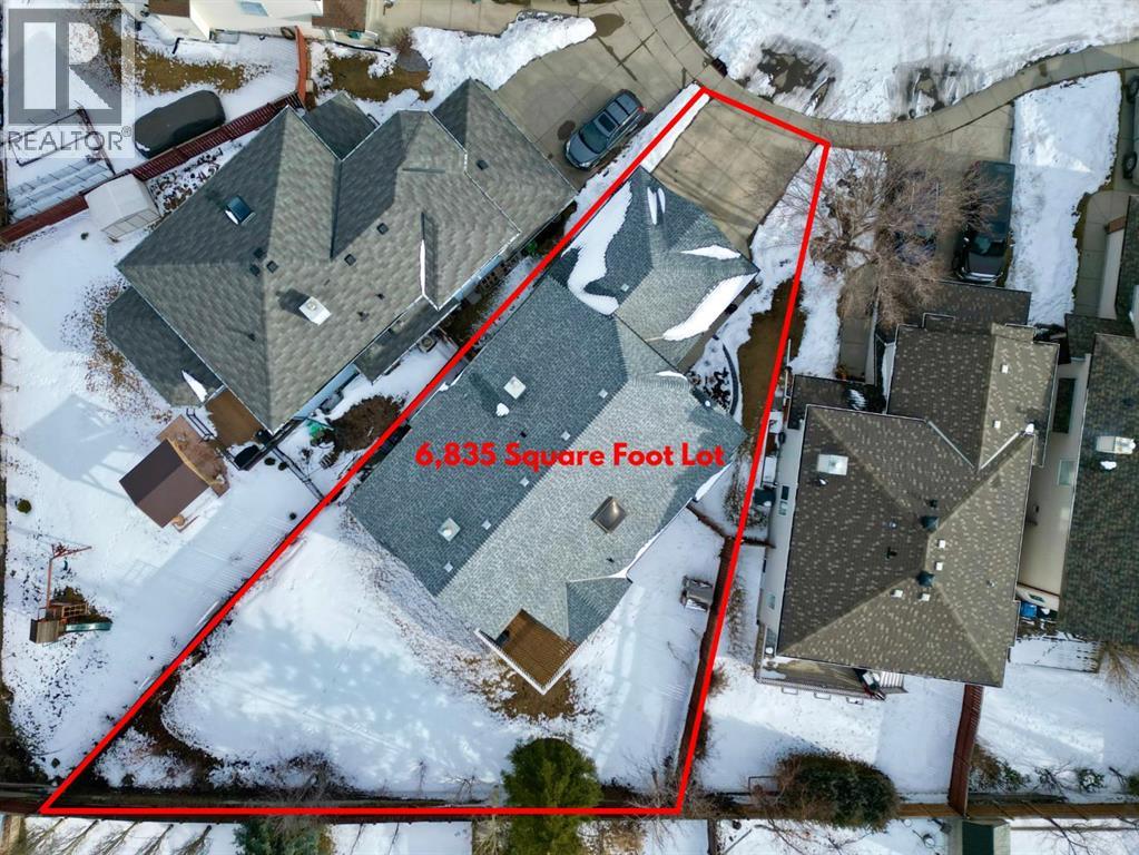 House for Sale in 162 Rocky Ridge Circle NW|Calgary, Alberta T3G4P1 2